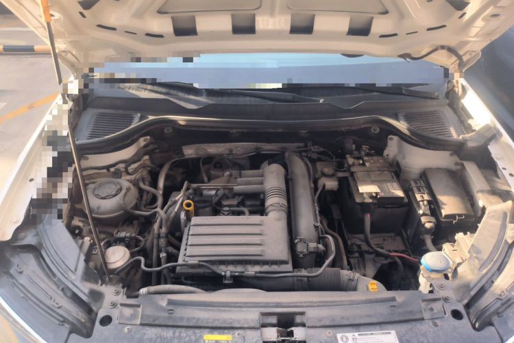 Used Volkswagen Tharu 2020 280TSI Two-Wheel Drive Trend Edition China VI Standard Engine Bay