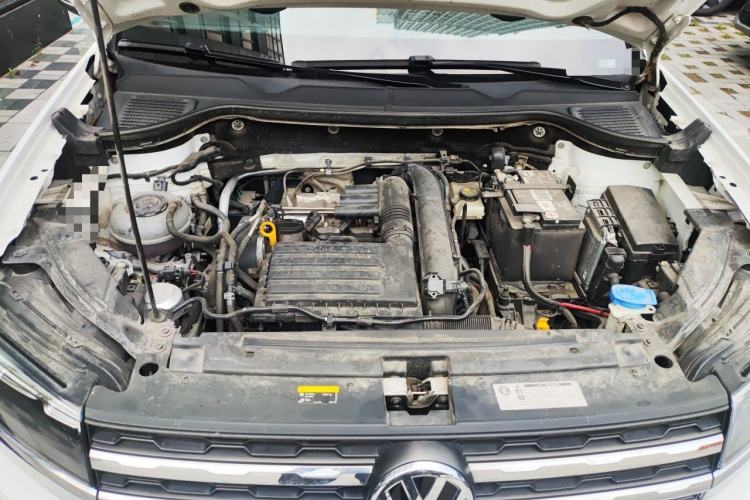 Used Volkswagen Tharu 2020 280TSI Two-Wheel Drive Trend Edition China VI Standard Engine Bay