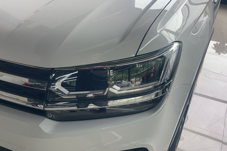 Used Volkswagen Tharu 2020 280TSI Two-Wheel Drive Luxury Edition China VI Standard Exterior 2