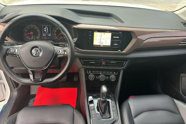 Used Volkswagen Tharu 2020 280TSI Two-Wheel Drive Luxury Plus Version China VI Standard Exterior 3