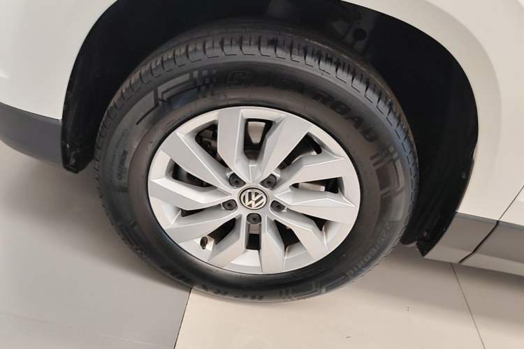 Used Volkswagen Tharu 2020 280TSI Two-Wheel Drive Trend Edition China VI Standard Exterior 4