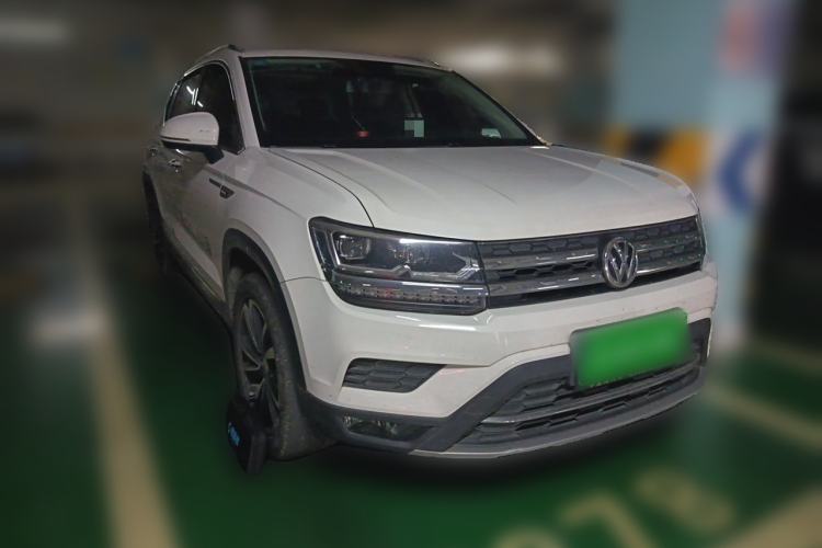 Used Volkswagen Tharu 2020 Facelift 330TSI Four-Wheel Drive Luxury PLUS Version China VI Standard Front Right 45 Deg
