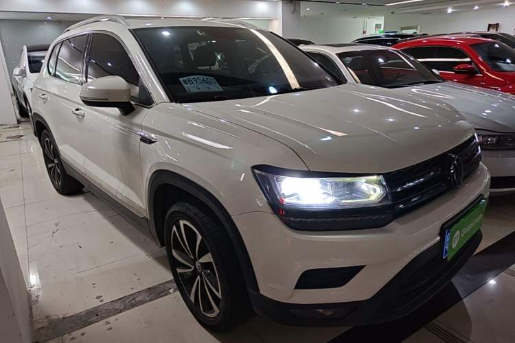 Used Volkswagen Tharu 2020 280TSI Two-Wheel Drive Luxury Plus Version China VI Standard Front Right 45 Deg