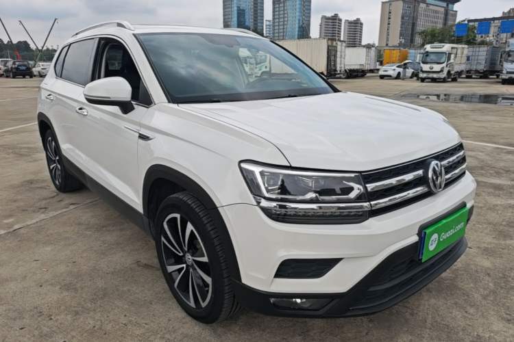 Used Volkswagen Tharu 2020 280TSI Two-Wheel Drive Luxury Edition China VI Standard Front Right 45 Deg