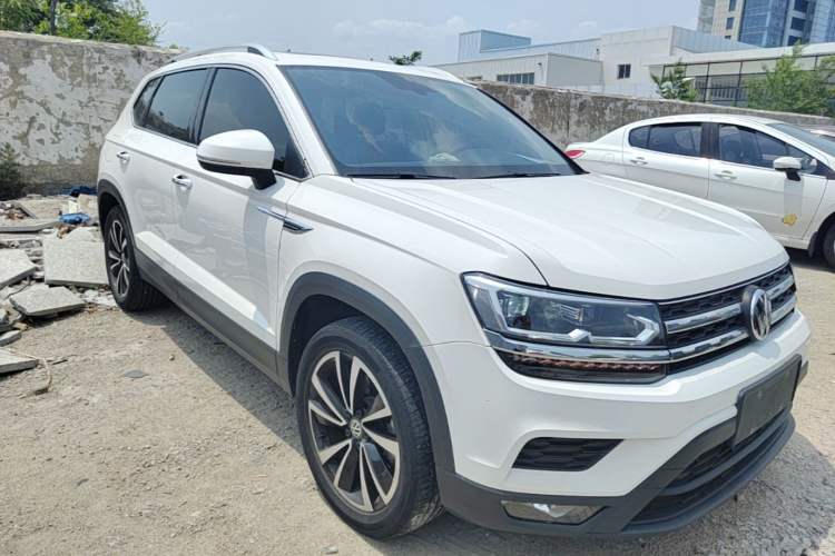 Used Volkswagen Tharu 2020 280TSI Two-Wheel Drive Luxury Plus Version China VI Standard Front Right 45 Deg