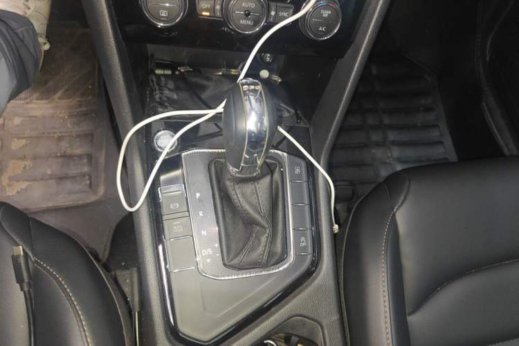 Used Volkswagen Tharu 2020 280TSI Two-Wheel Drive Comfort Edition China VI Standard Gear Lever