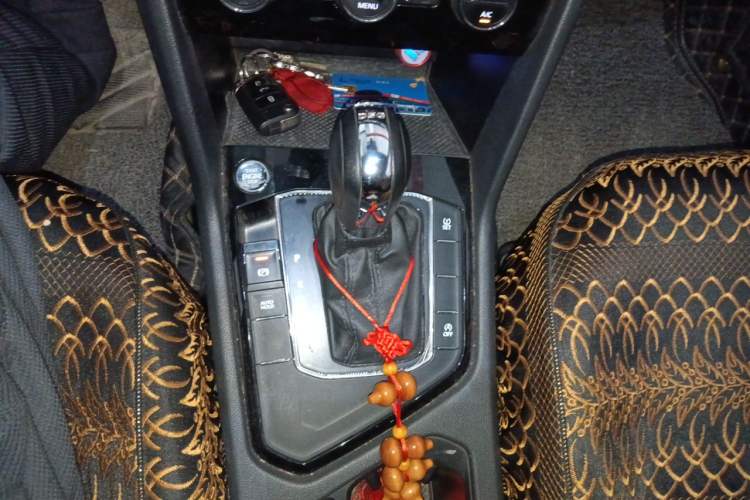 Used Volkswagen Tharu 2020 280TSI Two-Wheel Drive Comfort Edition China VI Standard Gear Lever