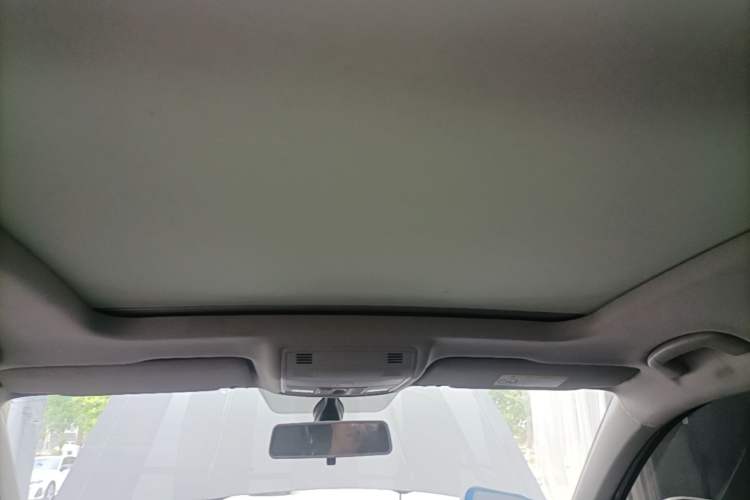 Used Volkswagen Tharu 2020 280TSI Two-Wheel Drive Comfort Edition China VI Standard Headliner