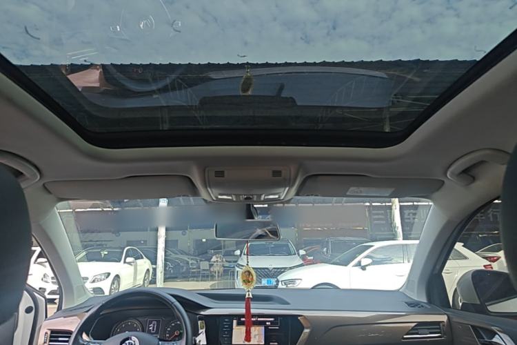Used Volkswagen Tharu 2020 330TSI All-Wheel-Drive Luxury Edition China VI Standard Headliner