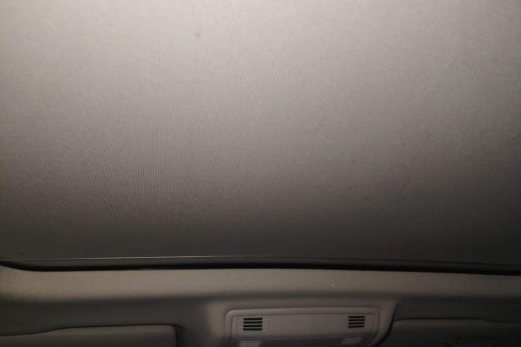 Used Volkswagen Tharu 2020 280TSI Two-Wheel Drive Luxury Plus Version China VI Standard Headliner