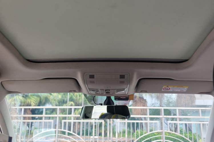 Used Volkswagen Tharu 2020 280TSI Two-Wheel Drive Comfort Edition China VI Standard Headliner
