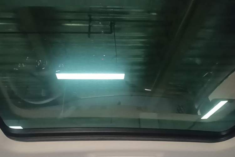 Used Volkswagen Tharu 2020 280TSI Two-Wheel Drive Luxury Plus Version China VI Standard Headliner