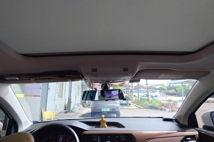 Used Volkswagen Tharu 2020 280TSI Two-Wheel Drive Comfort Edition China VI Standard Headliner