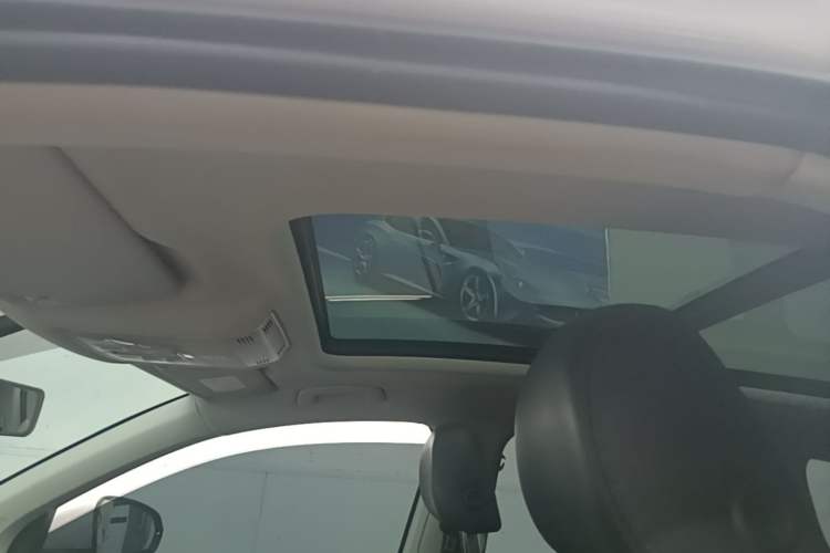 Used Volkswagen Tharu 2020 280TSI Two-Wheel Drive Comfort Edition China VI Standard Headliner