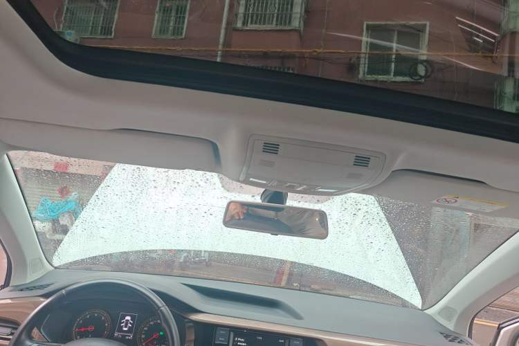 Used Volkswagen Tharu 2020 280TSI Two-Wheel Drive Comfort Edition China VI Standard Headliner