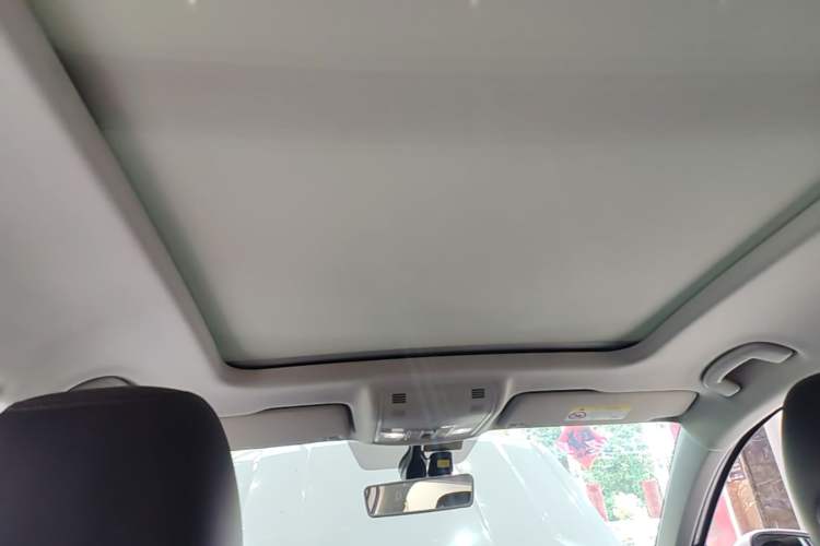 Used Volkswagen Tharu 2020 Facelift 330TSI Four-Wheel Drive Luxury PLUS Version China VI Standard Headliner