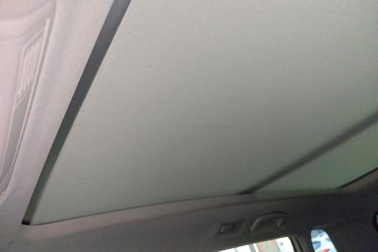 Used Volkswagen Tharu 2020 280TSI Two-Wheel Drive Luxury Edition China VI Standard Headliner