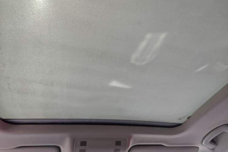 Used Volkswagen Tharu 2020 280TSI Two-Wheel Drive Luxury Plus Version China VI Standard Headliner