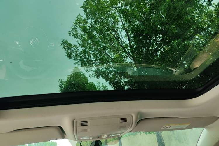 Used Volkswagen Tharu 2020 280TSI Two-Wheel Drive Comfort Edition China VI Standard Headliner