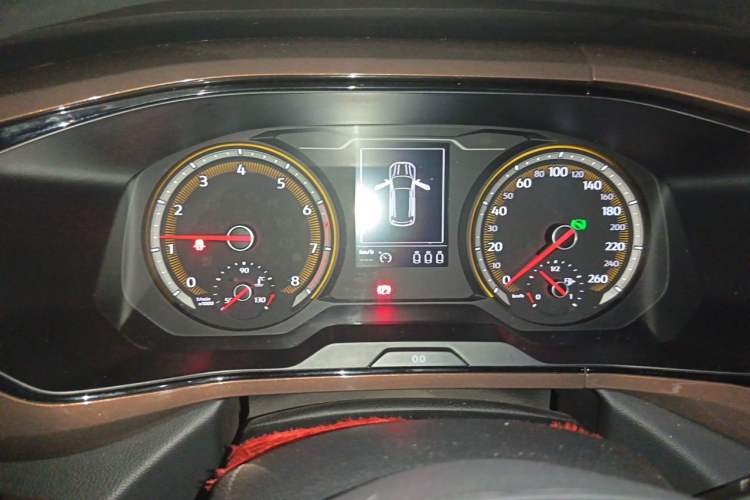 Used Volkswagen Tharu 2020 Facelift 330TSI Four-Wheel Drive Luxury PLUS Version China VI Standard Instrument Cluster
