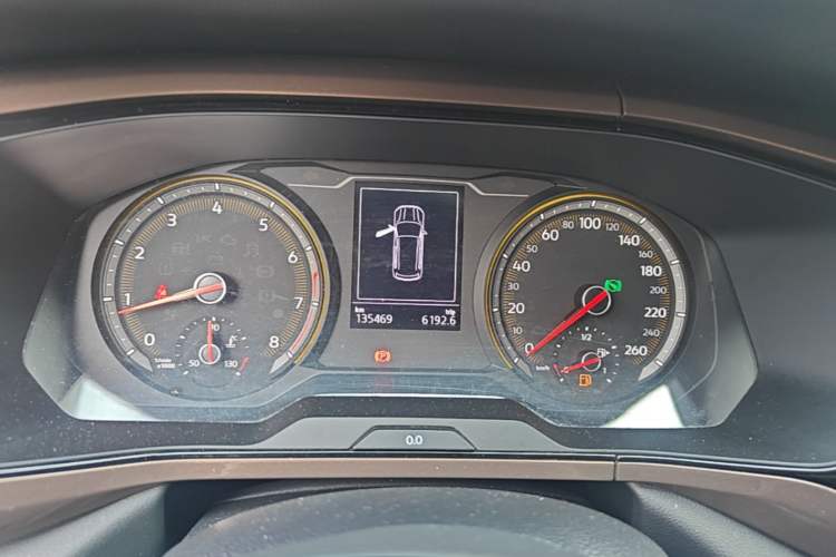 Used Volkswagen Tharu 2020 330TSI All-Wheel-Drive Luxury Edition China VI Standard Instrument Cluster