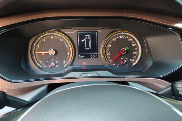 Used Volkswagen Tharu 2020 280TSI Two-Wheel Drive Luxury Plus Version China VI Standard Instrument Cluster