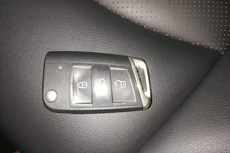 Used Volkswagen Tharu 2020 280TSI Two-Wheel Drive Luxury Plus Version China VI Standard Interior 1