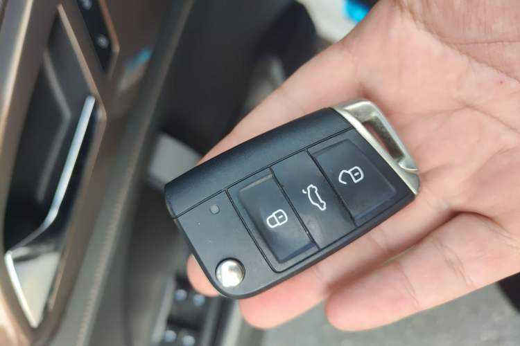 Used Volkswagen Tharu 2020 280TSI Two-Wheel Drive Luxury Plus Version China VI Standard Interior 1