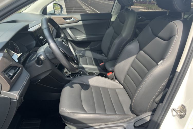 Used Volkswagen Tharu 2020 280TSI Two-Wheel Drive Comfort Edition China VI Standard Interior 1