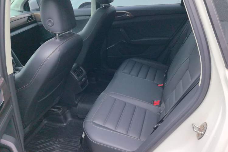 Used Volkswagen Tharu 2020 280TSI Two-Wheel Drive Luxury Plus Version China VI Standard Interior 2