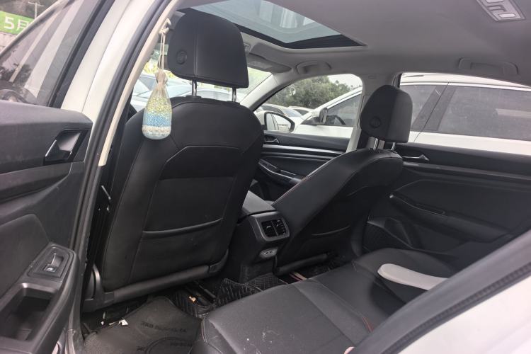 Used Volkswagen Tharu 2020 280TSI Two-Wheel Drive Luxury Plus Version China VI Standard Interior 2