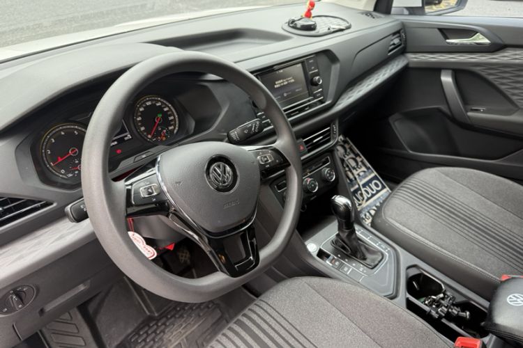 Used Volkswagen Tharu 2020 280TSI Two-Wheel Drive Trend Edition China VI Standard Interior 2