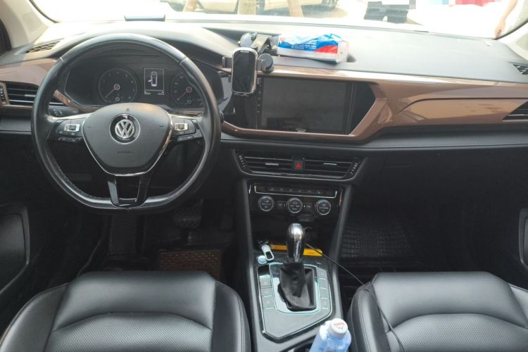 Used Volkswagen Tharu 2020 280TSI Two-Wheel Drive Luxury Plus Version China VI Standard Interior 2