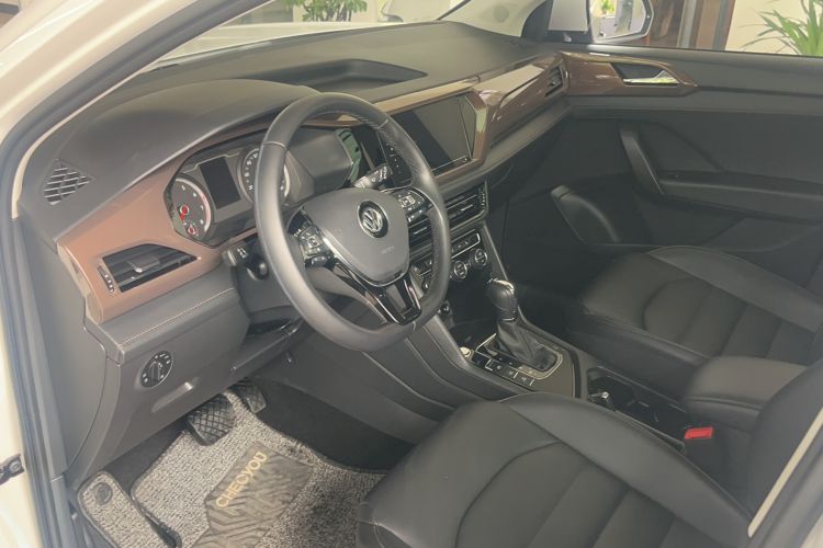 Used Volkswagen Tharu 2020 280TSI Two-Wheel Drive Luxury Edition China VI Standard Interior 2