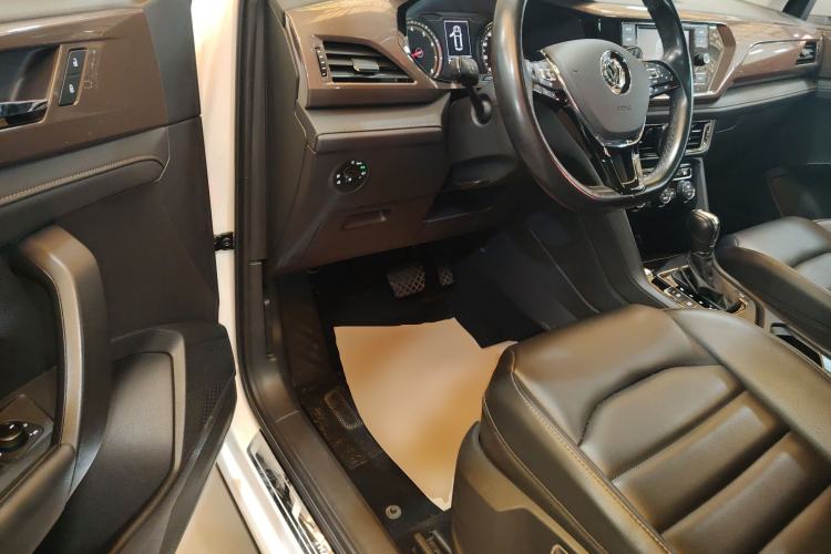 Used Volkswagen Tharu 2020 280TSI Two-Wheel Drive Comfort Edition China VI Standard Interior 3