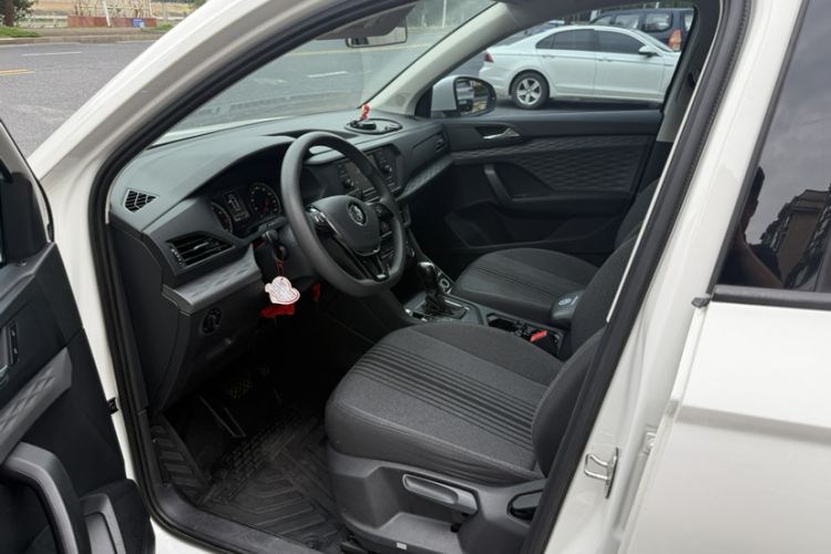 Used Volkswagen Tharu 2020 280TSI Two-Wheel Drive Trend Edition China VI Standard Interior 4