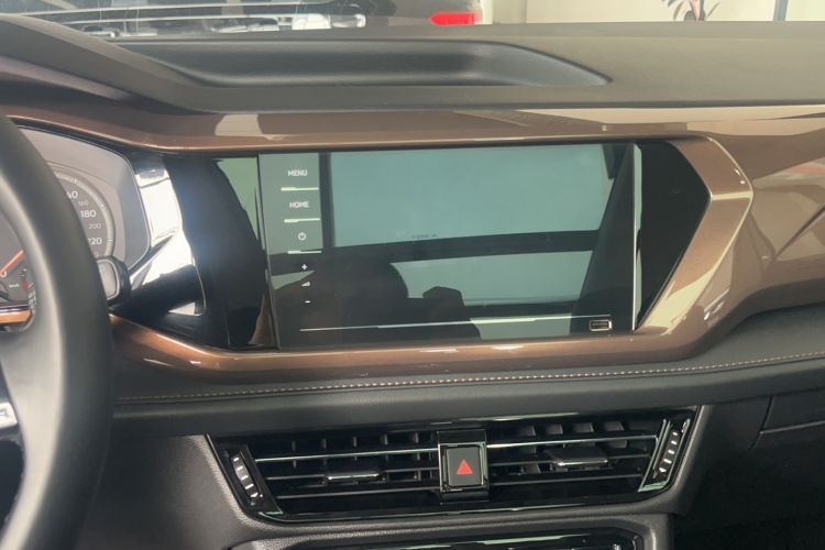 Used Volkswagen Tharu 2020 280TSI Two-Wheel Drive Luxury Edition China VI Standard Interior 5