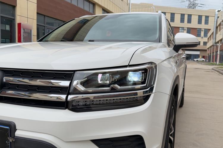 Used Volkswagen Tharu 2020 280TSI Two-Wheel Drive Luxury Edition China VI Standard Left Front Headlight