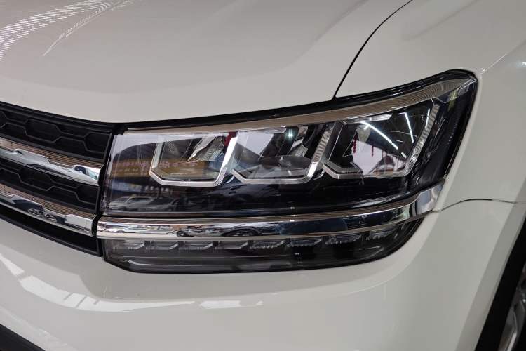 Used Volkswagen Tharu 2020 280TSI Two-Wheel Drive Trend Edition China VI Standard Left Front Headlight