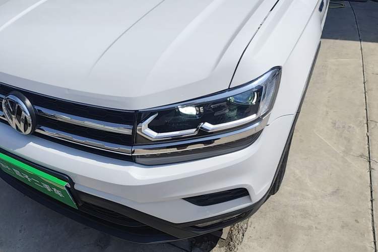 Used Volkswagen Tharu 2020 280TSI Two-Wheel Drive Luxury Plus Version China VI Standard Left Front Headlight