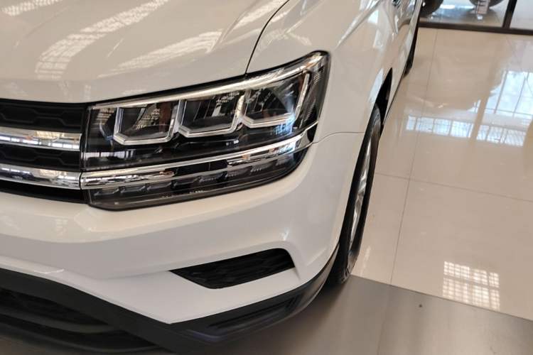 Used Volkswagen Tharu 2020 280TSI Two-Wheel Drive Trend Edition China VI Standard Left Front Headlight