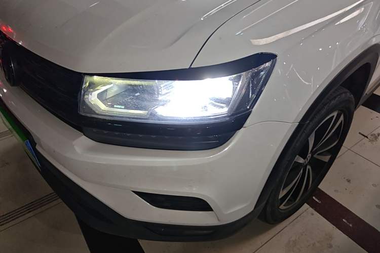 Used Volkswagen Tharu 2020 280TSI Two-Wheel Drive Luxury Plus Version China VI Standard Left Front Headlight