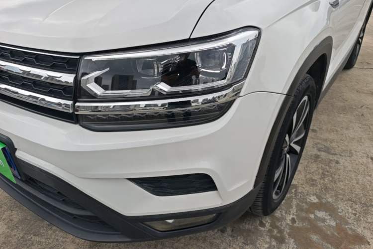 Used Volkswagen Tharu 2020 280TSI Two-Wheel Drive Luxury Edition China VI Standard Left Front Headlight