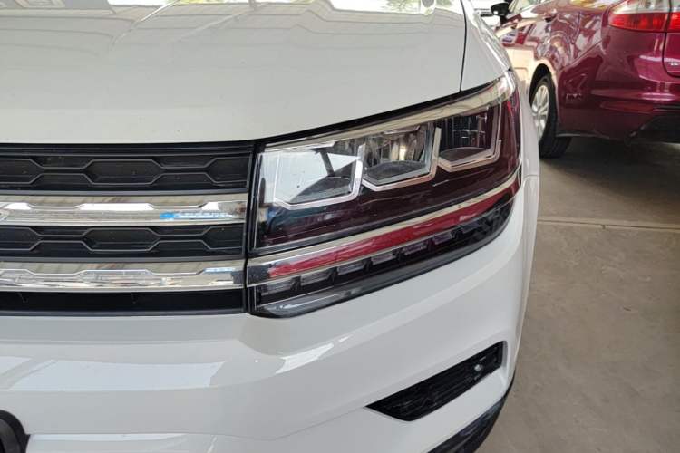 Used Volkswagen Tharu 2020 280TSI Two-Wheel Drive Comfort Edition China VI Standard Left Front Headlight