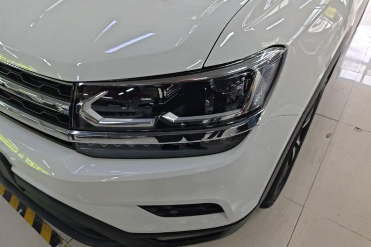 Used Volkswagen Tharu 2020 280TSI Two-Wheel Drive Luxury Edition China VI Standard Left Front Headlight