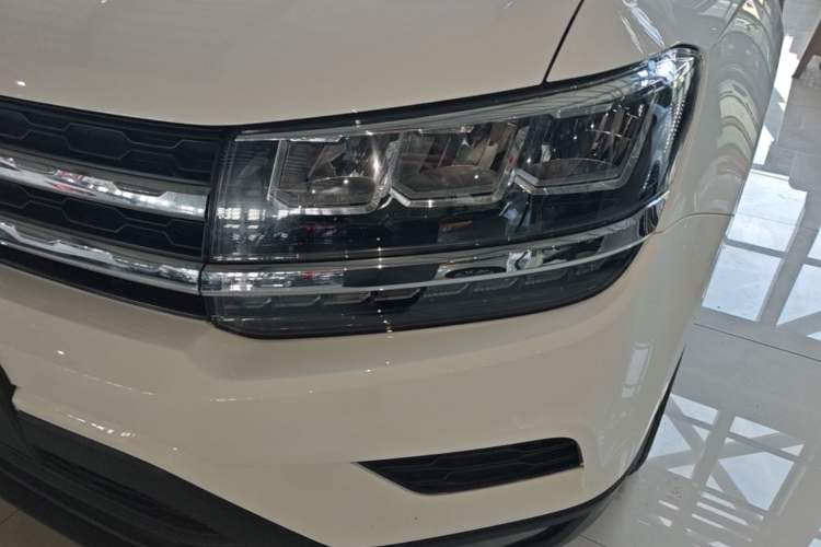Used Volkswagen Tharu 2020 280TSI Two-Wheel Drive Comfort Edition China VI Standard Left Front Headlight