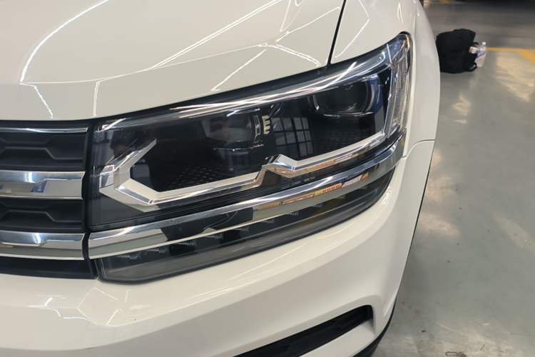 Used Volkswagen Tharu 2020 330TSI All-Wheel-Drive Luxury Edition China VI Standard Left Front Headlight