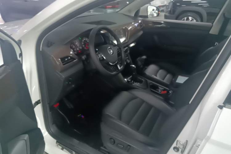 Used Volkswagen Tharu 2020 280TSI Two-Wheel Drive Luxury Plus Version China VI Standard Left Front Seat