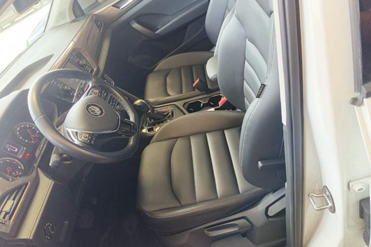 Used Volkswagen Tharu 2020 280TSI Two-Wheel Drive Comfort Edition China VI Standard Left Front Seat