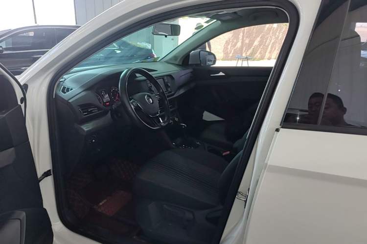 Used Volkswagen Tharu 2020 280TSI Two-Wheel Drive Trend Edition China VI Standard Left Front Seat